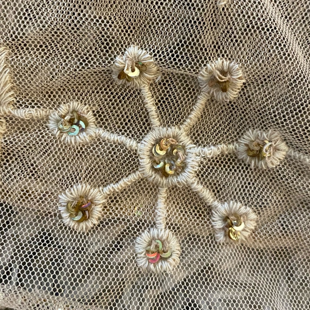 Lace detail crop top - Picture 5 of 6